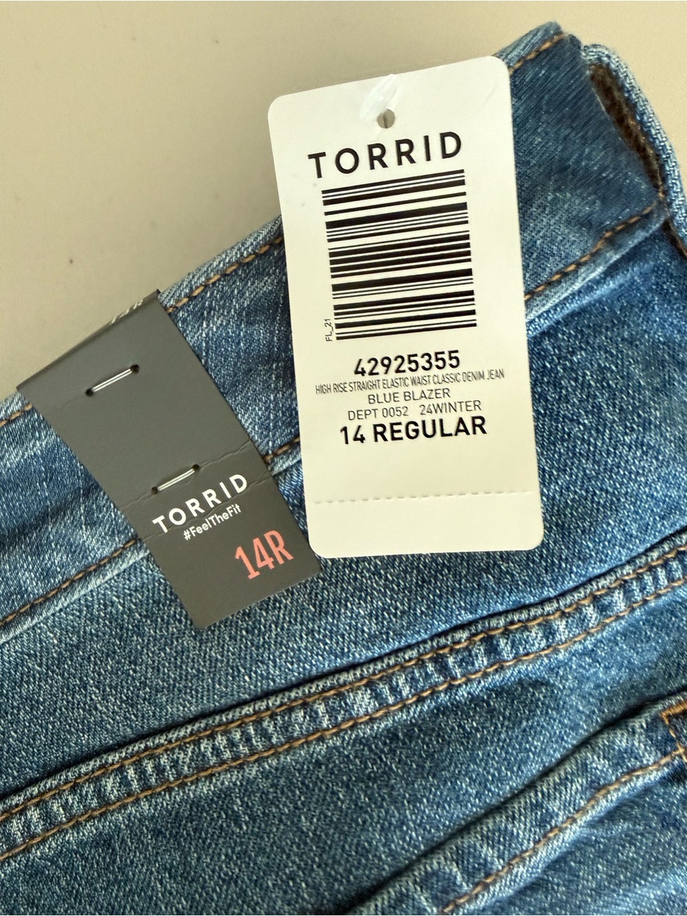 torrid High Rise Straight-Leg Elastic Waist Denim Jeans in Medium Wash Blue - Picture 4 of 14